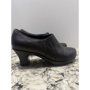 Womens 7.5-8/EU 38 Dansko Bennett Pumps Black Nappa Leather Walking Heels 2"